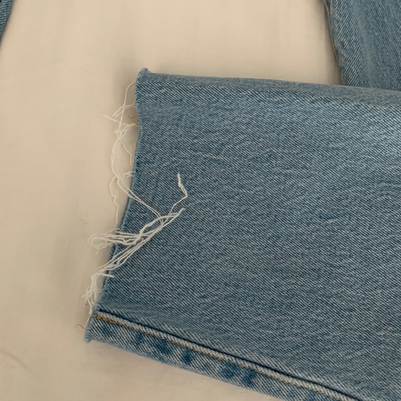 Brand new Levis skinny jean. Never worn. - Picture 5 of 6